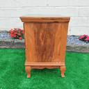 Ver imagem 5 de Mesa de Cabeceira 3 Gavetas com Pé Luiz Xv Madeira de Demolição Sudeste Rústico