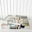 Ver imagem 3 de Decoração 2 livros caixa porta objetos com tampa que abre