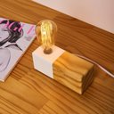 Ver imagem 1 de Luminária Abajur de Mesa Madeira Pinus Natural com Branco Oslo Bivolt