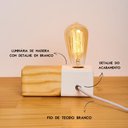 Ver imagem 2 de Luminária Abajur de Mesa Madeira Pinus Natural com Branco Oslo Bivolt