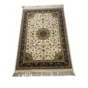 Ver imagem 3 de Tapete Persa Bege Ideal para Quarto e Sala 100x150