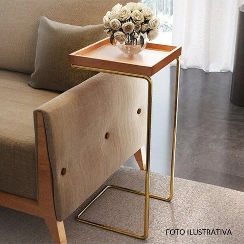 Apoio lateral para sofá bandeja sem espelho porta copos base metal decoração sala – MADEIRA/DOURADA