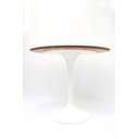 Ver imagem 2 de Mesa de Jantar Tulipa Saarinen Redonda 120cm - Nogueira - Branco