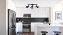 Ver imagem 3 de Spot Sobrepor Trilho Direcionável Octa Plus Preto 03 Lâmpadas E27 Bivolt Design Moderno Quarto/Sala