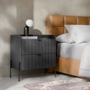 Ver imagem 3 de Mesa de Cabeceira Industrial Grafite Moriah 60cm Puxadores Slim e Pes de Ferro Preto