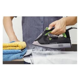 Ferro Passar Roupa a Vapor BlackDecker Base Cerâmica Eletrico 110/127V 1200w Fx2700 - Voltagem 110/1 - 3