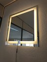 Ver imagem 2 de Espelho quadrado jateado iluminado com led quente 60x60cm TOUCH