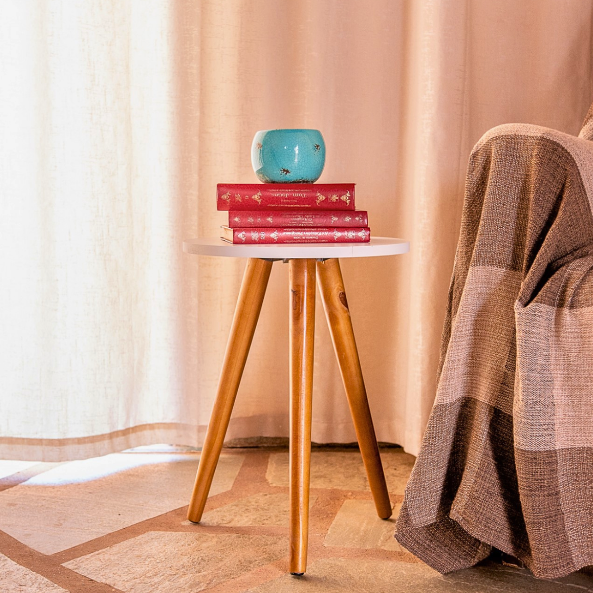 Mesa Decorativa Lateral com Pés Palito Retro Decoração de Apoio Cabeceira para Sala Quarto - 4