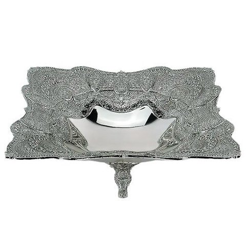 Centro de Mesa em Metal Prateado - 7x18cm - Detalhes Antigos: Centro de Mesa de Luxo