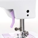 Ver imagem 4 de Máquina de Costura Multifuncional Portátil 12 Pontos Bivolt com Kit de Costura com Luz e Pedal -