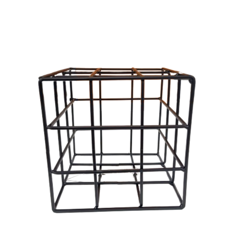 Adorno Cubo Decorativo em Ferro Preto 14cm