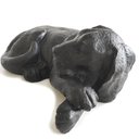 Ver imagem 3 de Escultura Decorativa Cachorro Deitado em Resina