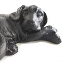 Ver imagem 4 de Escultura Decorativa Cachorro Deitado em Resina