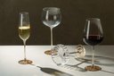 Ver imagem 4 de Kit 2 Taças de Vinho de Vidro com Haste Âmbar Classic 560ml