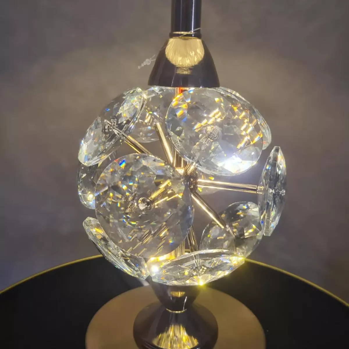 Ver imagem 2 de Abajur Luminária Quarto Sala Rosé Gold Globo Moderno 54x30