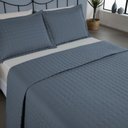 Ver imagem 3 de Kit Cobre Leito Colcha Bellini King Dupla Face Percal 300 Fios Textura Matelassê 3 Peças - Azul