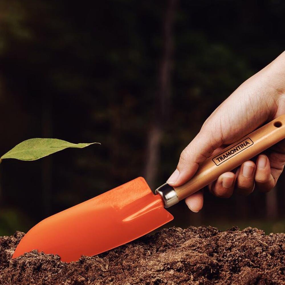 Pazinha Estreita Metálica para Jardinagem com Cabo de Madeira - Tramontina 77908001 - 4