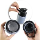 Ver imagem 2 de Garrafa Squeeze de Alumínio 600ml com Alça - Cinza