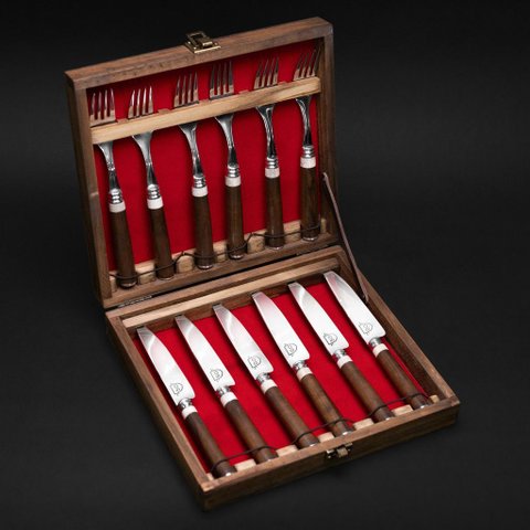 Conjunto de Talheres Cervo e Imbuia – 12 Peças de Luxo Artesanal