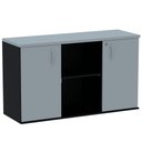 Ver imagem 1 de Armário Baixo Credenza PE25 Pandin 121,50 cm (largura) MDP Cor Cinza e Preto com Duas portas