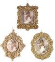 Ver imagem 3 de Kit Porta Retrato Gliter Dourado Para Árvore Natal 10cm 6 Peças - Magizi