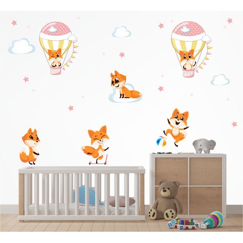 Adesivo de Parede Infantil Raposa Cute no Balão Raposinha