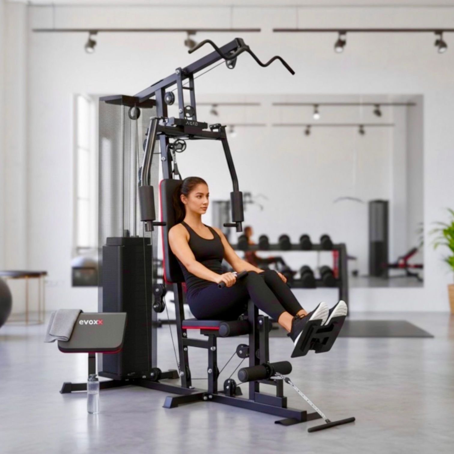Estação Musculação Evox X8010 com Leg Press 75kg | MadeiraMadeira