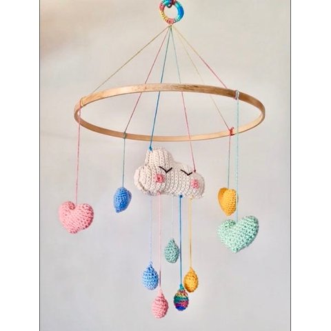Móbile para berço de Amigurumi