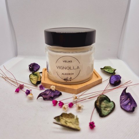 Velas Aromática com Porta Velas de Madeira Kit Presente Vela:vela 140 Gr