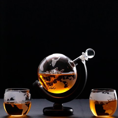 Decanter Whisky Garrafa Decantador Vinho Vodka Navegação Volta ao Mundo com Dois Copos