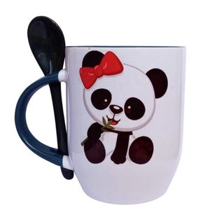 CANECA BRANCA DE CERAMICA RESINADA COM INTERIOR E COLHER VERDE (PANDA)