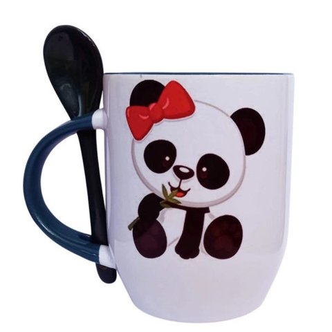 CANECA BRANCA DE CERAMICA RESINADA COM INTERIOR E COLHER VERDE (PANDA)