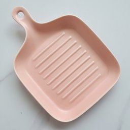 Travessa de Porcelana Rosa Com Base Canelada - 1 Travessa de Porcelana Rosa Com Base Canelada - 1