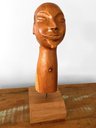 Ver imagem 1 de Escultura Head. Cabeça em Madeira. Artesanal. Decoração