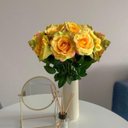 Ver mais imagens de 20 Rosas Artificiais Creme Sofisticadas para Decoração de Interiores e Eventos