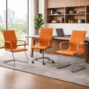 Ver imagem 2 de Kit Escritório 3 Cadeiras Esteirinha Courino — 2 Base Fixa + 1 Giratória Rodízios Caramelo