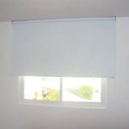 Cortina persiana rolô blackout 1,00m x 1,20m sem bandô - 2