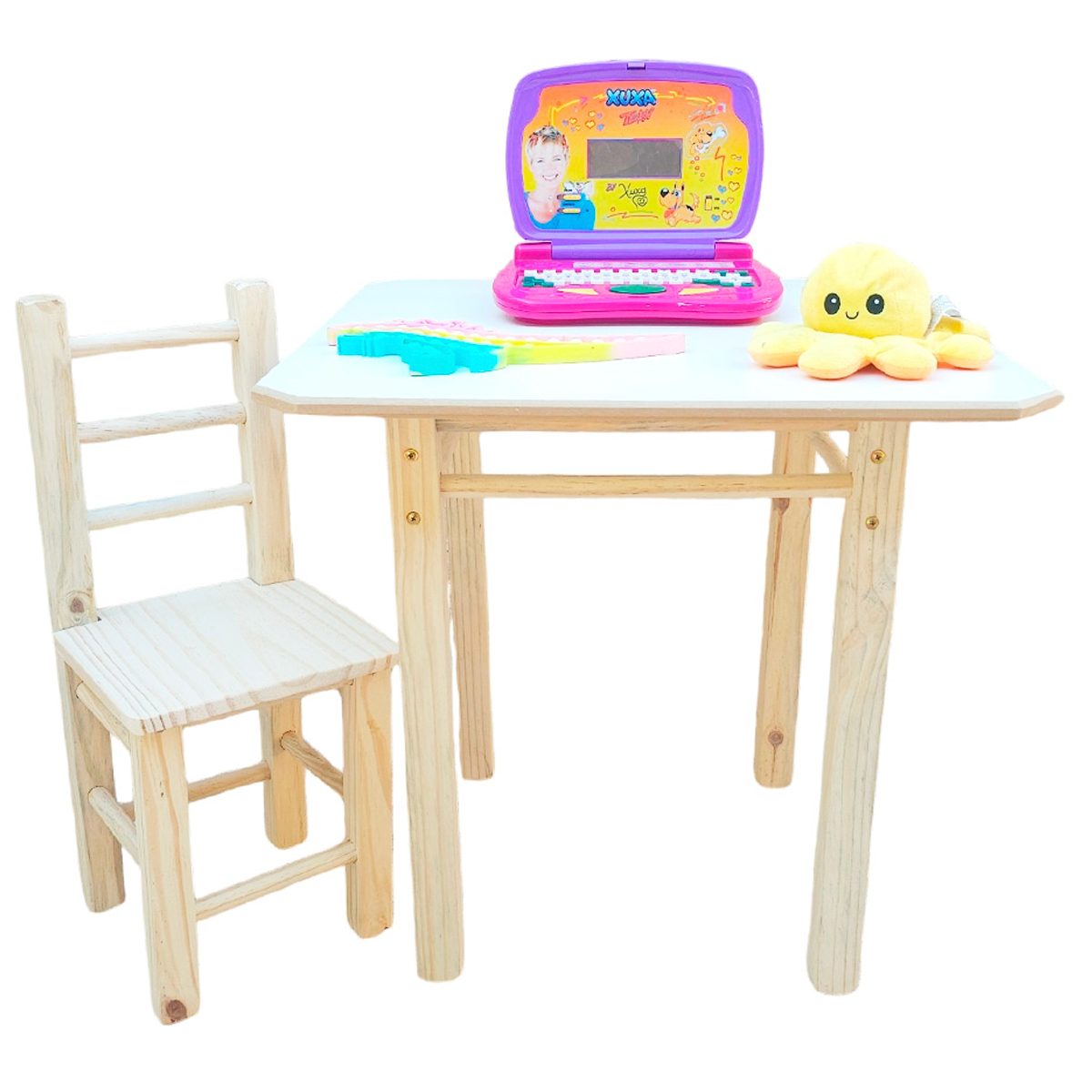 Conjunto Mesa e Cadeira Infantil de Madeira Maciça Resistente