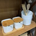 Ver imagem 2 de Saleiro de Cerâmica com Tampa de Bambu Quadrado e Colher 350g