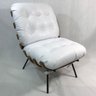 Poltrona Costela Branca com Puff - 4