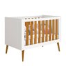 Berço Mini Cama Noah com Pés em Madeira – Branco e Savana Berço Mini Cama Noah Branco/Savana com Kit - 1