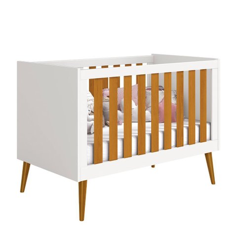 Berço Mini Cama Noah com Pés em Madeira – Branco e Savana Berço Mini Cama Noah Branco/Savana com Kit