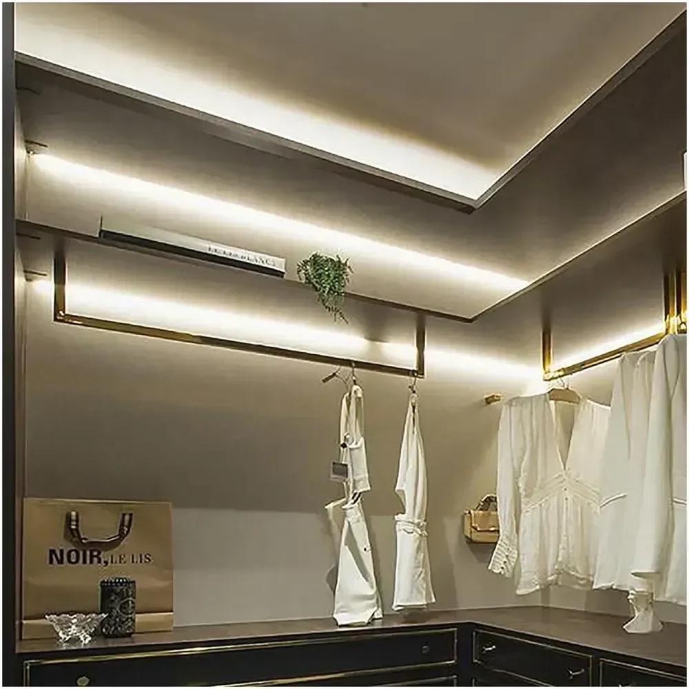 Fita de Led 5050 12 Volts 14,4 Watts 2,5 Metros Verde - 9045 - Gaya - 6 Fita de Led 5050 12 Volts 14,4 Watts 2,5 Metros Verde - 9045 - Gaya - 6