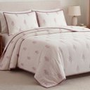 Ver imagem 2 de Kit Cobre Leito Charme Casal Percal 300 Fios Colcha Bordado Floral Localizado 3 Peças Lavanda