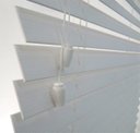 Ver mais imagens de Persiana Horizontal PVC 50mm Branca 160 (L) X 160 (A) cm Cortina Tipo Madeira Luxo 1,60 x 1,60 m