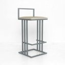 Ver imagem 1 de Banqueta Alta Tower Industrial Base Prata Suede Bege