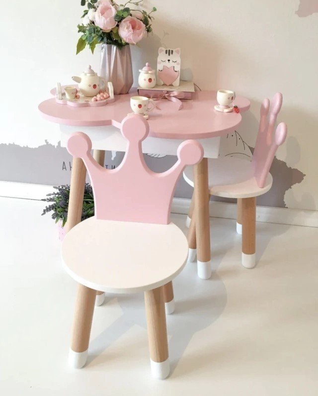 Conjunto de Mesa Baú com 2 Cadeiras Infantis Coroa Mdf - 2