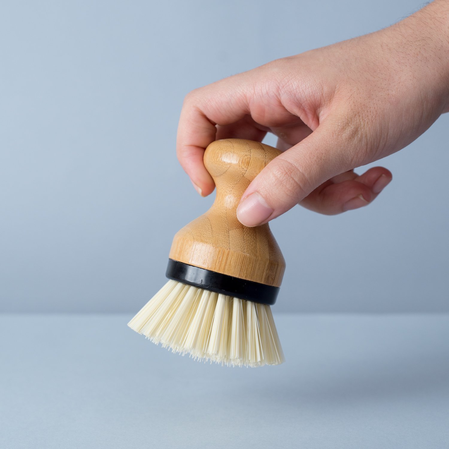 Escova de limpeza redonda com pega de bambu - Oikos - 7