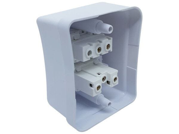 Interruptor Simples 1 Tecla + Tomada 20A 2p+t Sobrepor Externo Com Espelho Branco Linha Viena - 30 U - 4