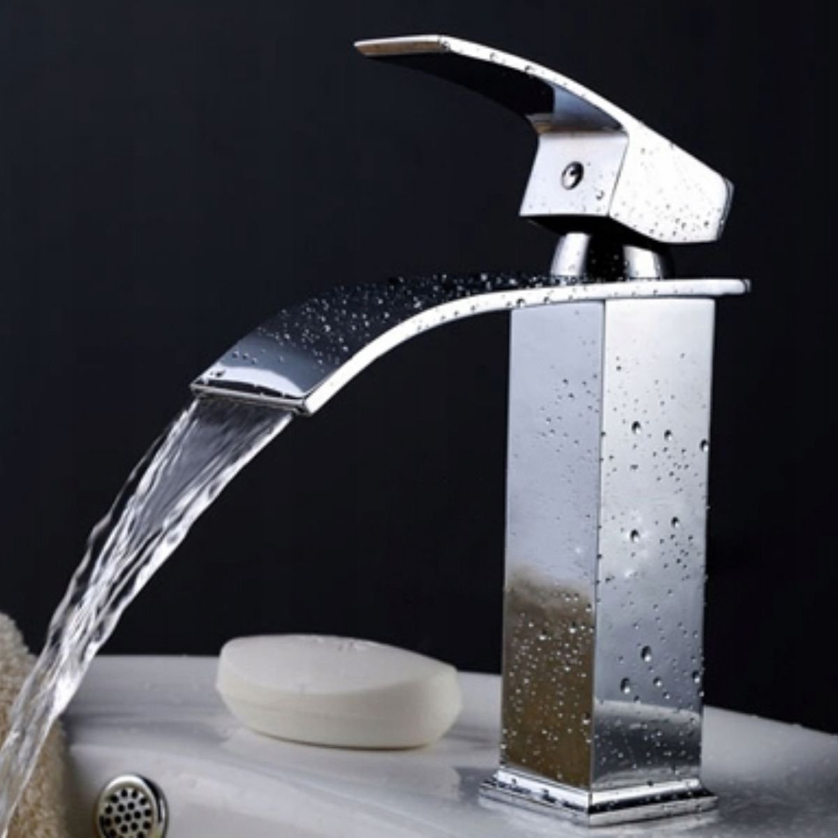 Torneira Banheiro Lavabo Bancada Monocomando C/ Misturador Água Quente e Fria Cromada Quadrado Casca - 6